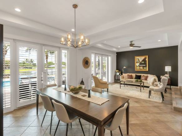 Luxury Parkland Living with Pool & Guest House in Parkland