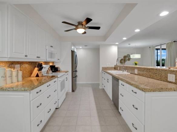 Fully Equipped & Furnished Condo in Delray Beach