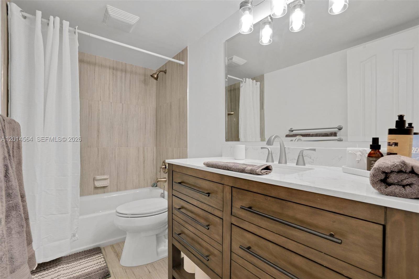 GetMedia (17) Fully Equipped & Furnished Condo in Delray Beach