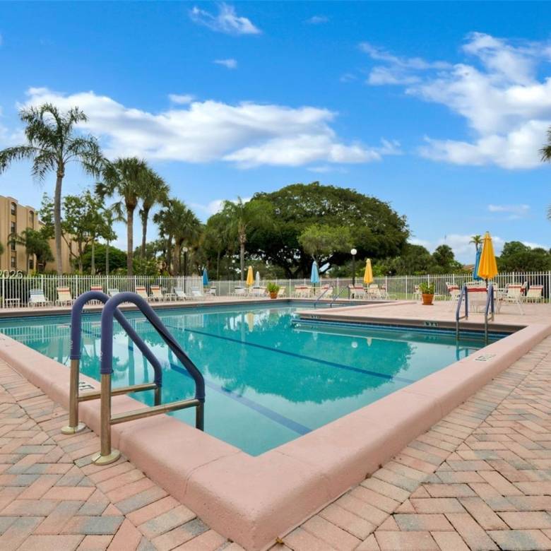 Fully Equipped & Furnished Condo in Delray Beach