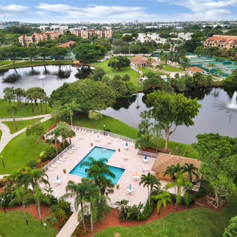 Fully Equipped & Furnished Condo in Delray Beach