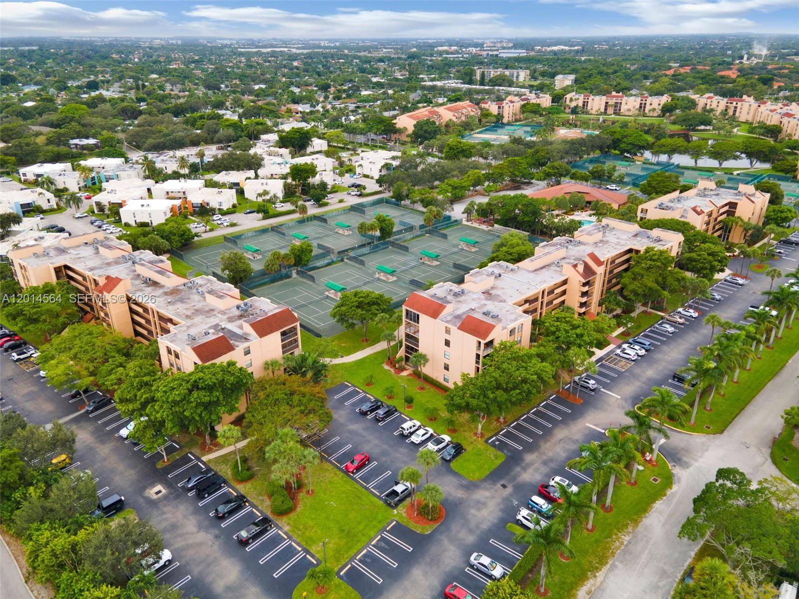 GetMedia (29) Fully Equipped & Furnished Condo in Delray Beach