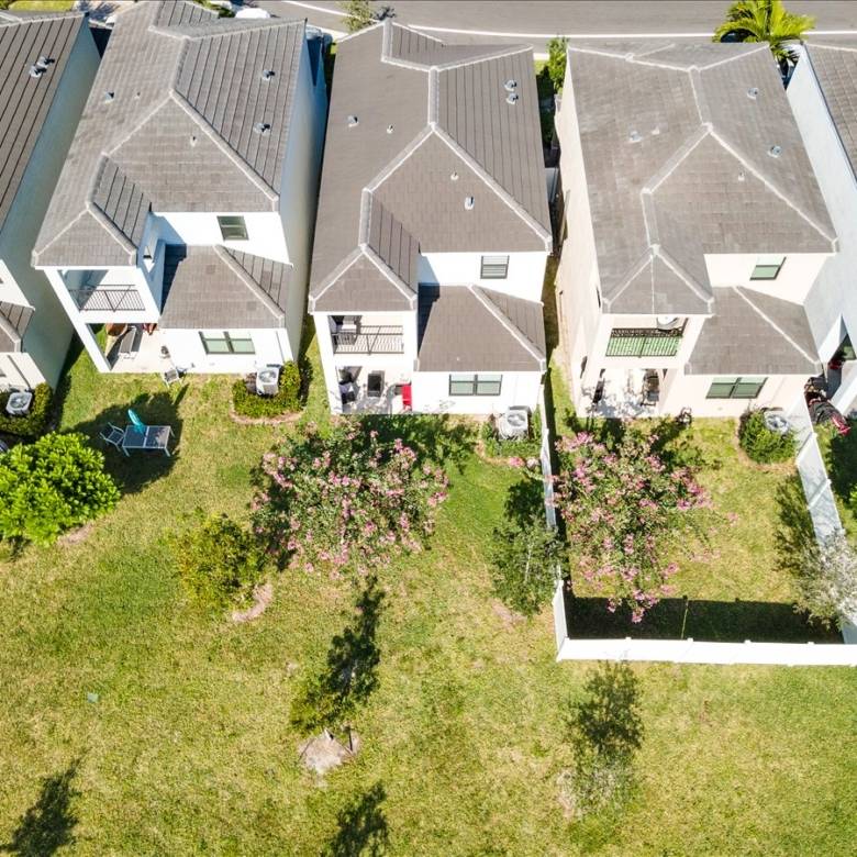 Spacious Living in Pompano Beach