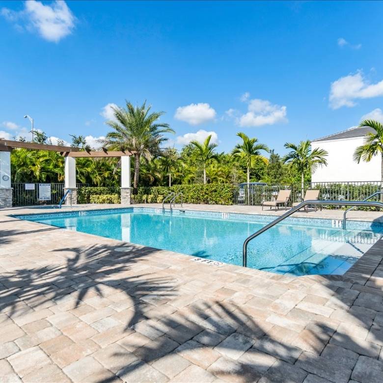 Spacious Living in Pompano Beach