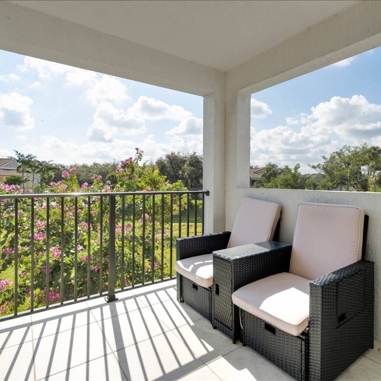 Spacious Living in Pompano Beach