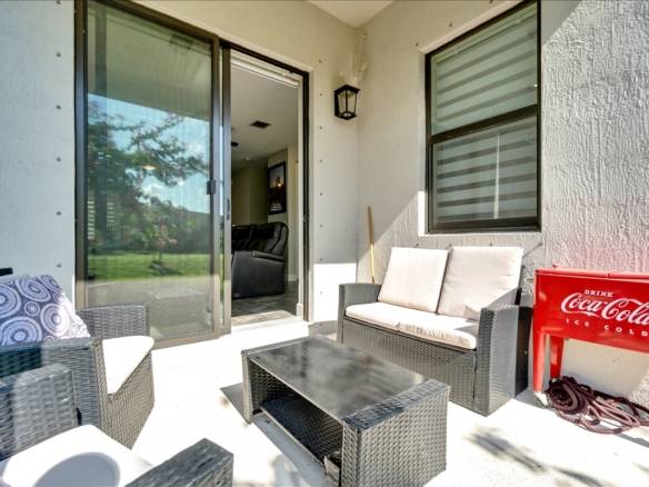 Spacious Living in Pompano Beach