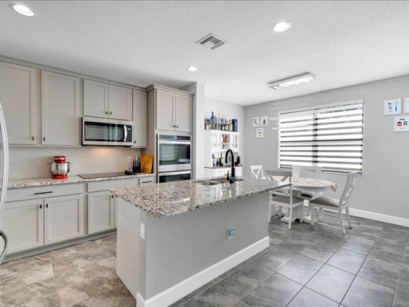 Spacious Living in Pompano Beach