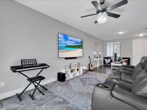 Spacious Living in Pompano Beach