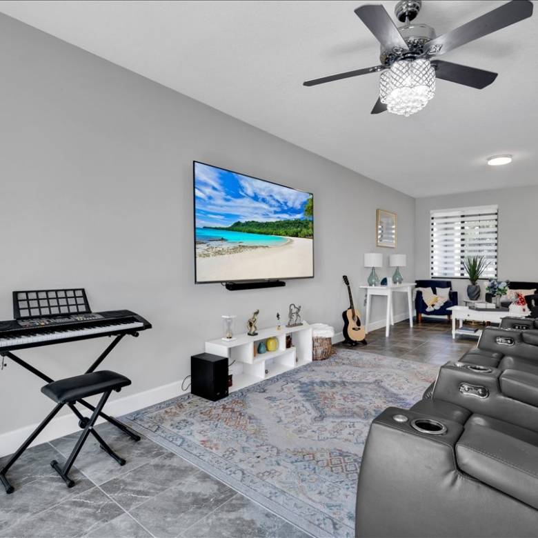 Spacious Living in Pompano Beach