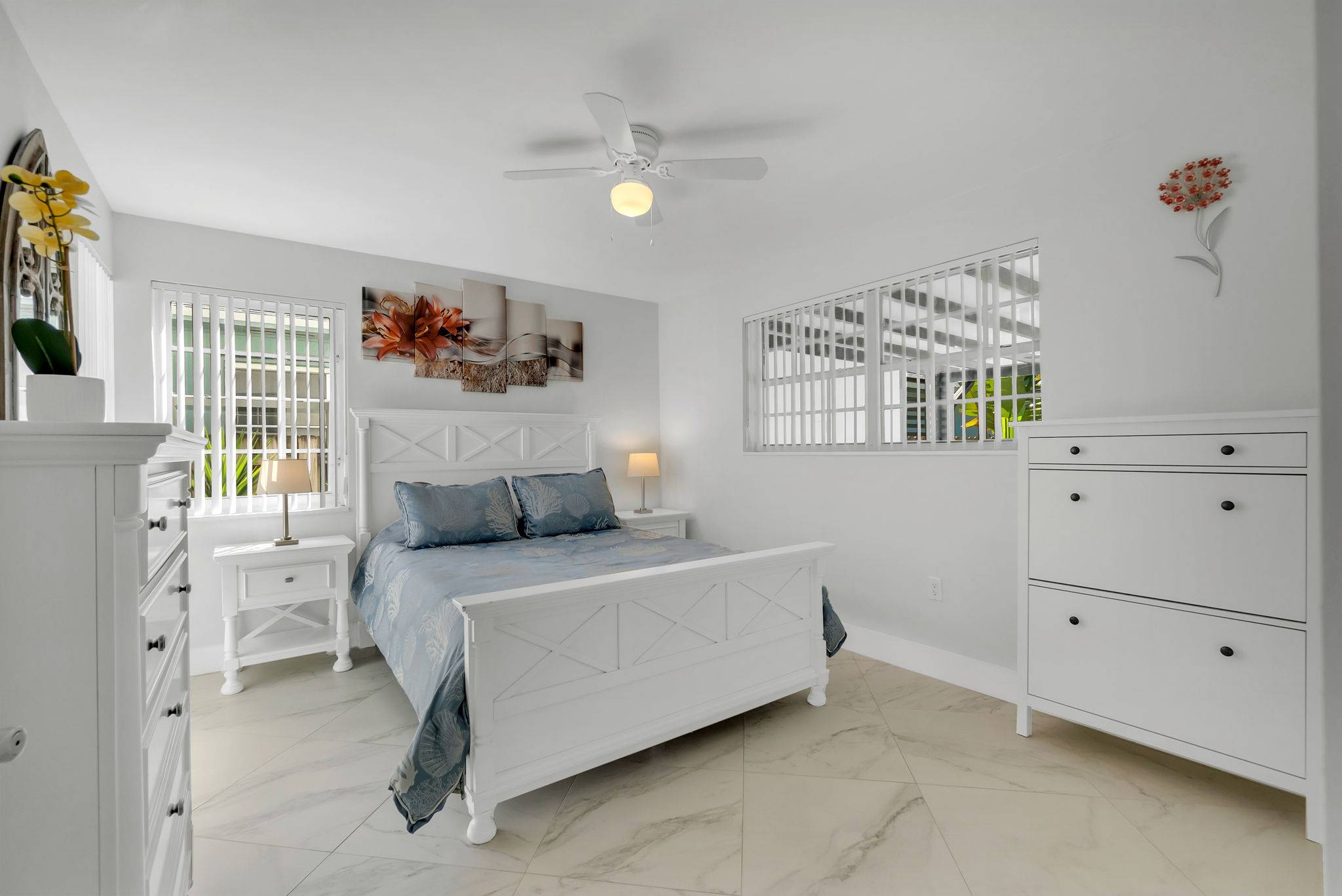 31-web-or-mls-DSC03208 Flexible Living & Income Potential in Hollywood