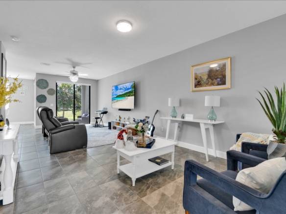 Spacious Living in Pompano Beach