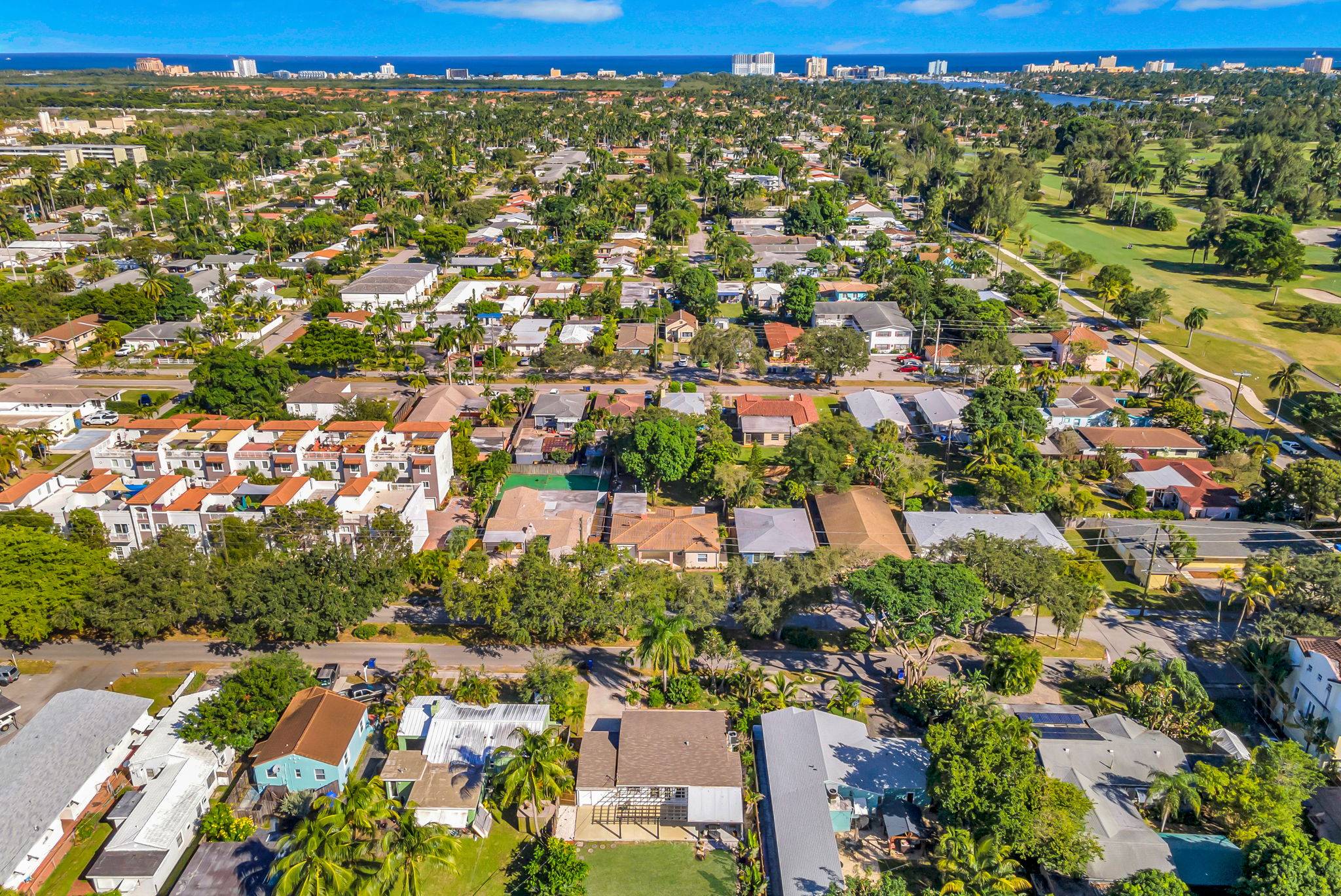 34-web-or-mls-DJI_0710 Flexible Living & Income Potential in Hollywood