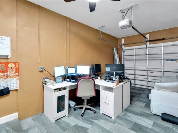 Spacious Living in Pompano Beach