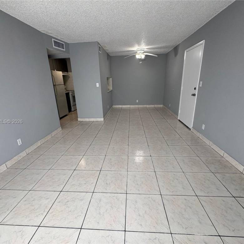 Convenient Condo Living in West Palm Beach