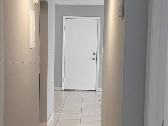 Convenient Condo Living in West Palm Beach