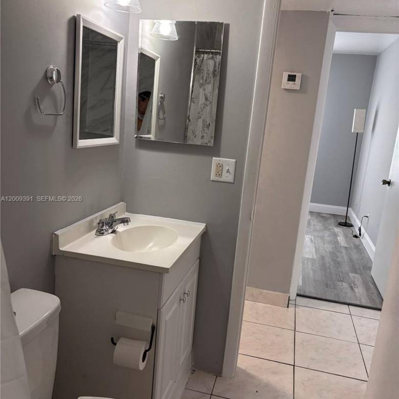 Convenient Condo Living in West Palm Beach