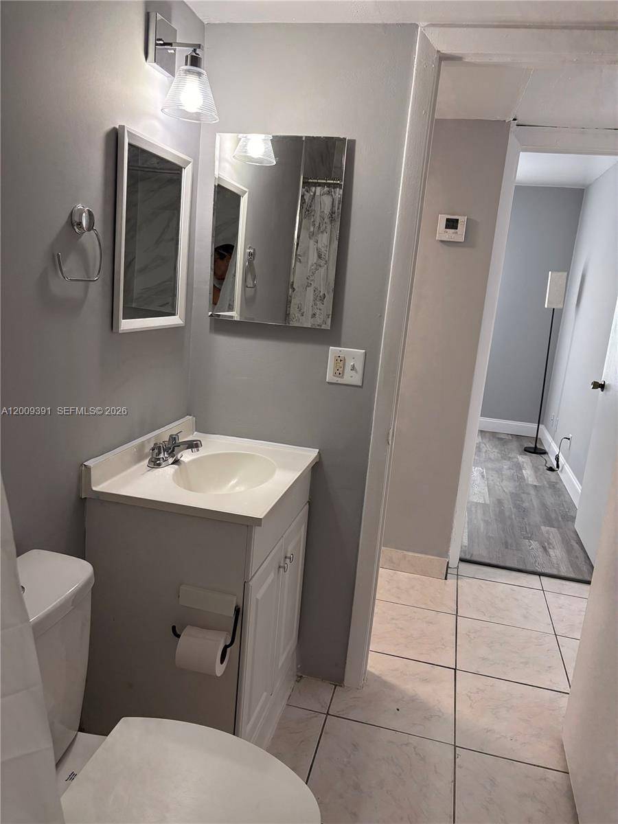 GetMedia (15) Convenient Condo Living in West Palm Beach