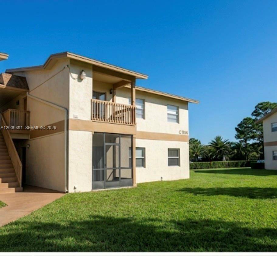 GetMedia Convenient Condo Living in West Palm Beach