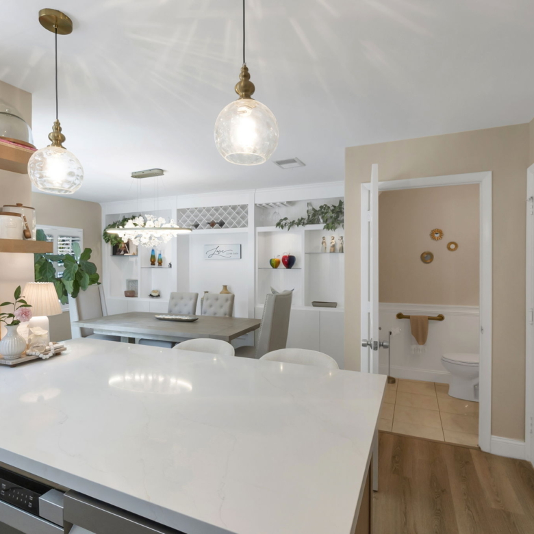 Modern Living Meets Comfort in Coral Springs