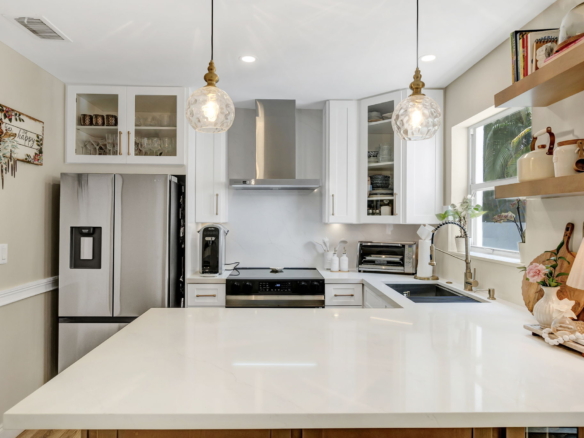 Modern Living Meets Comfort in Coral Springs