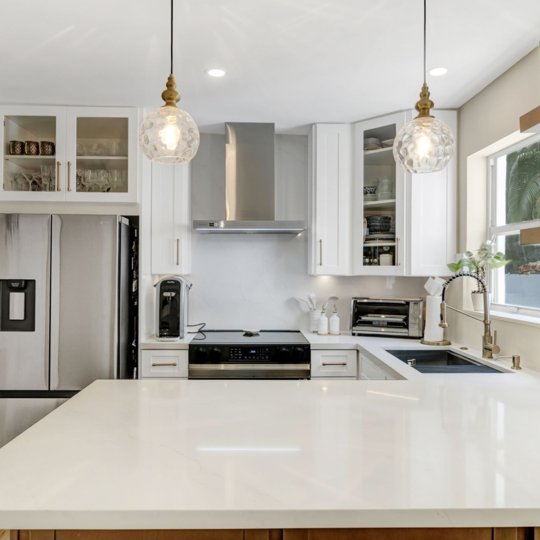 Modern Living Meets Comfort in Coral Springs