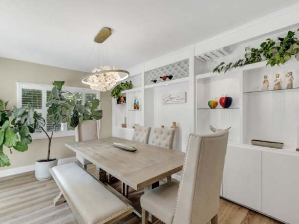 Modern Living Meets Comfort in Coral Springs