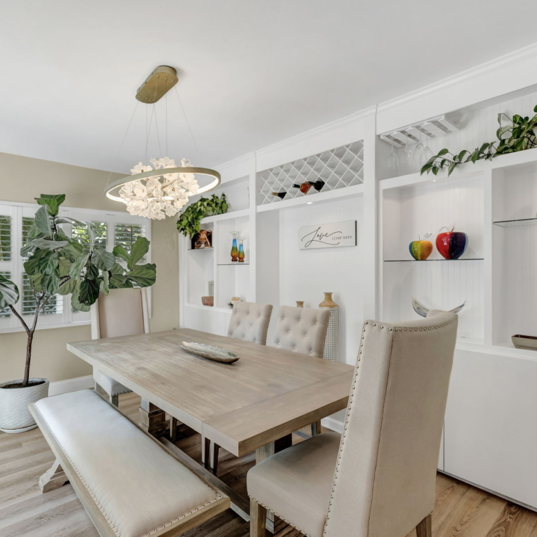 Modern Living Meets Comfort in Coral Springs