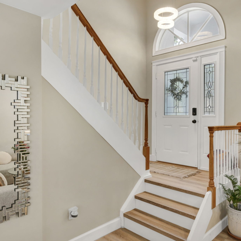 Modern Living Meets Comfort in Coral Springs