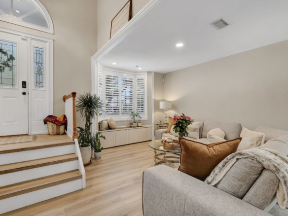 Modern Living Meets Comfort in Coral Springs