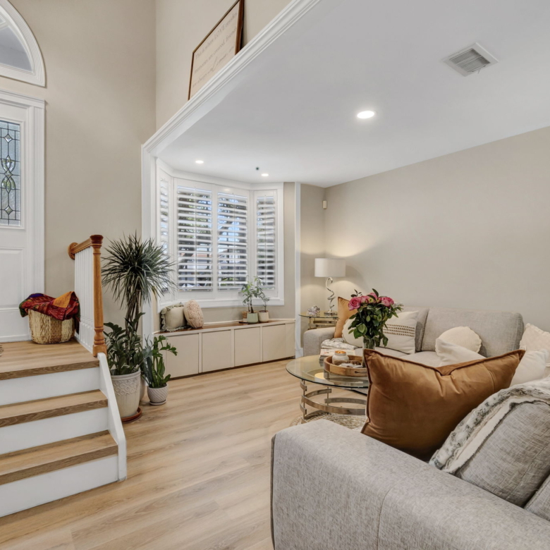 Modern Living Meets Comfort in Coral Springs