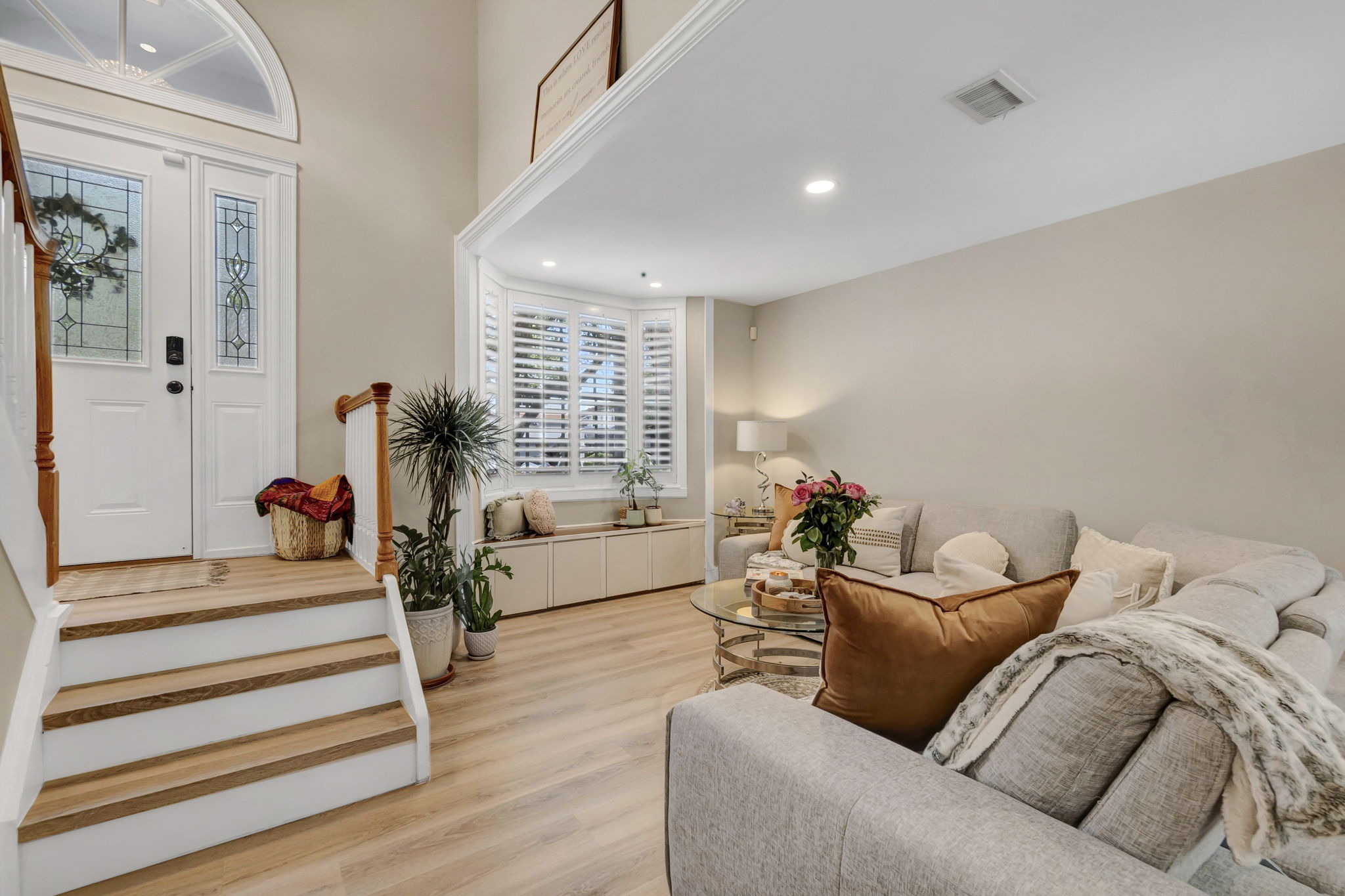 Modern Living Meets Comfort in Coral Springs