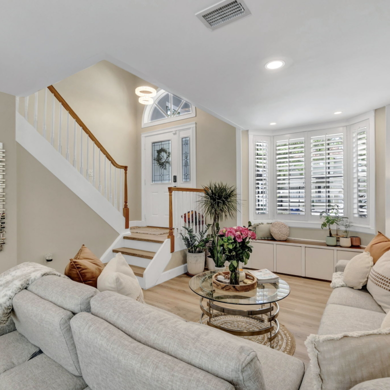 Modern Living Meets Comfort in Coral Springs