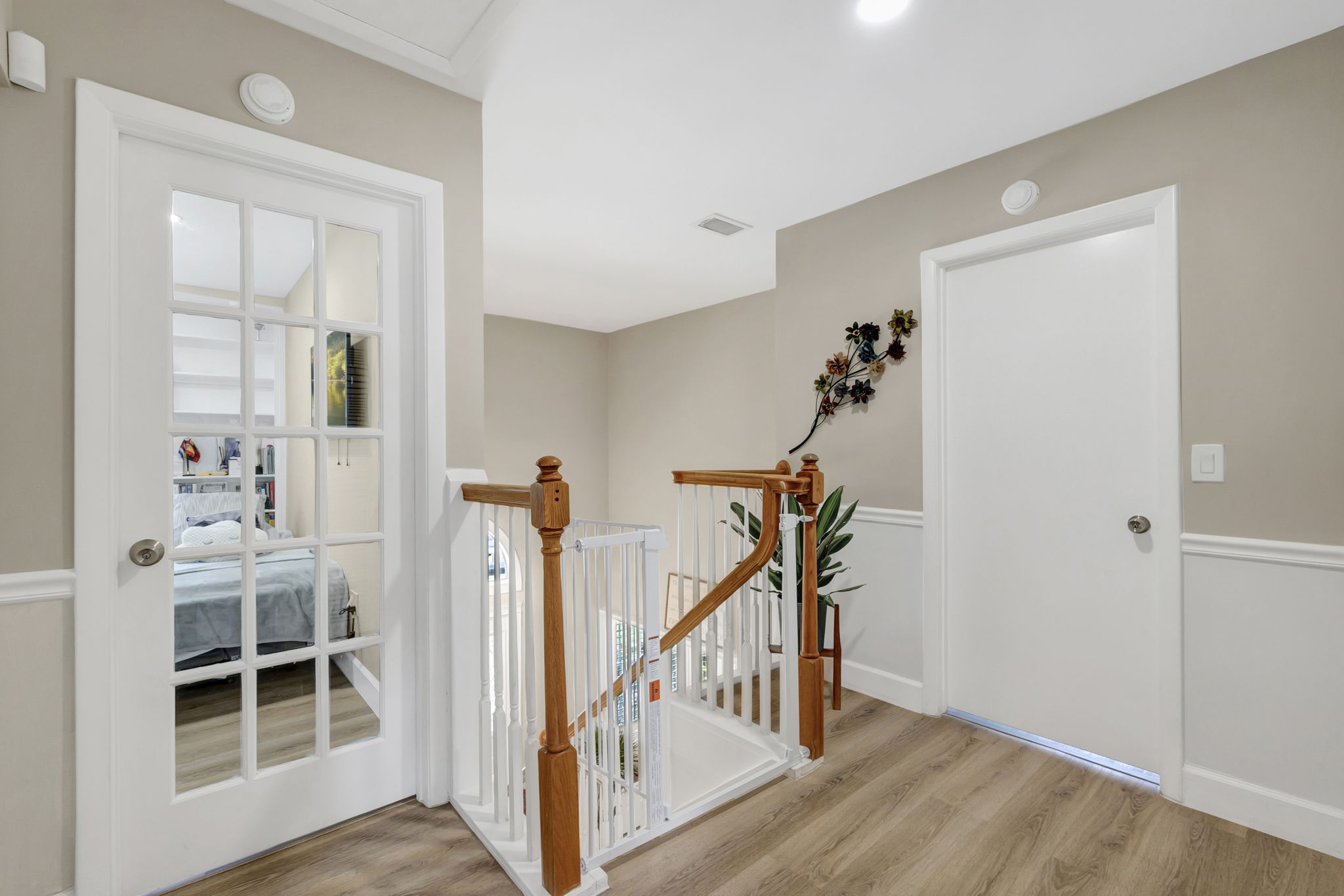 Modern Living Meets Comfort in Coral Springs
