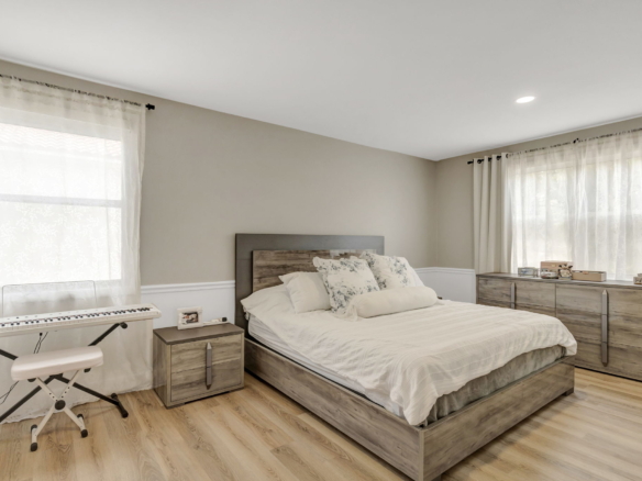 Modern Living Meets Comfort in Coral Springs