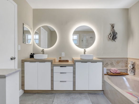 Modern Living Meets Comfort in Coral Springs