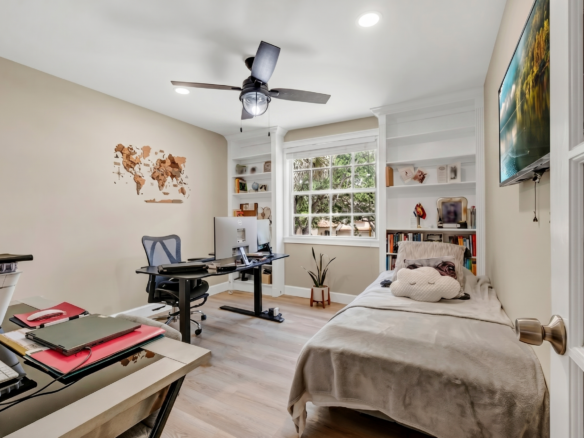 Modern Living Meets Comfort in Coral Springs