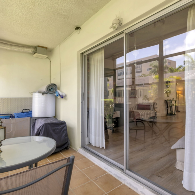 Bright & Spacious Furnished Corner Condo in Hallandale Beach