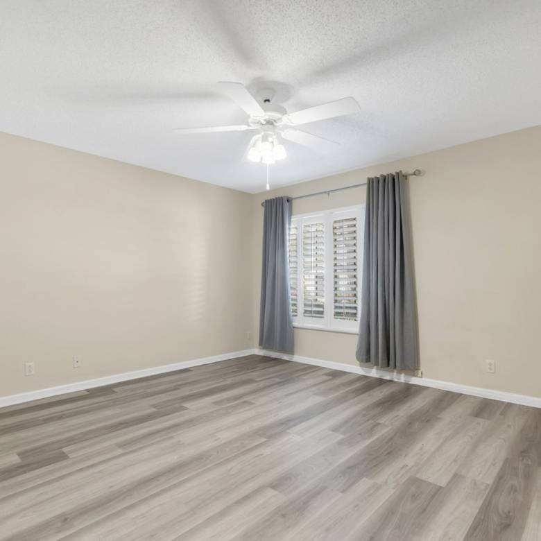 Spacious 3-Bedroom + Loft Townhouse with Water Views in Parkland