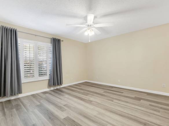 Spacious 3-Bedroom + Loft Townhouse with Water Views in Parkland
