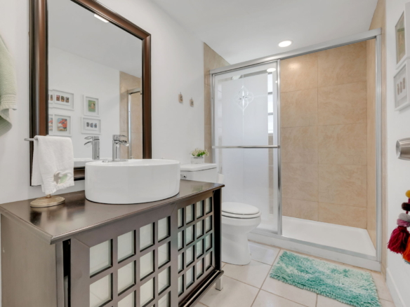 Bright & Spacious Furnished Corner Condo in Hallandale Beach