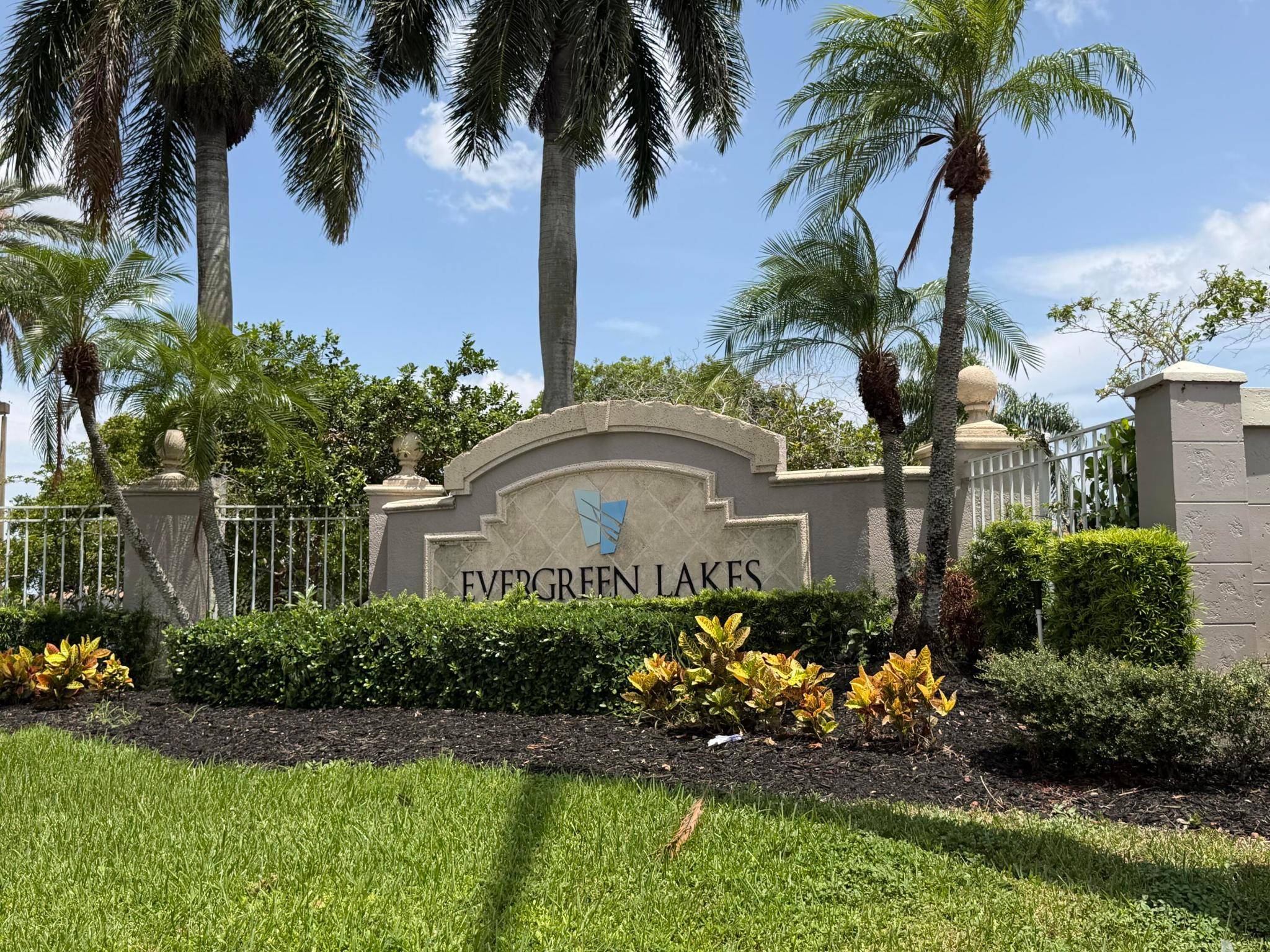 20260814200057493841000000 Fully Remodeled Lakeview Condo in Coconut Creek
