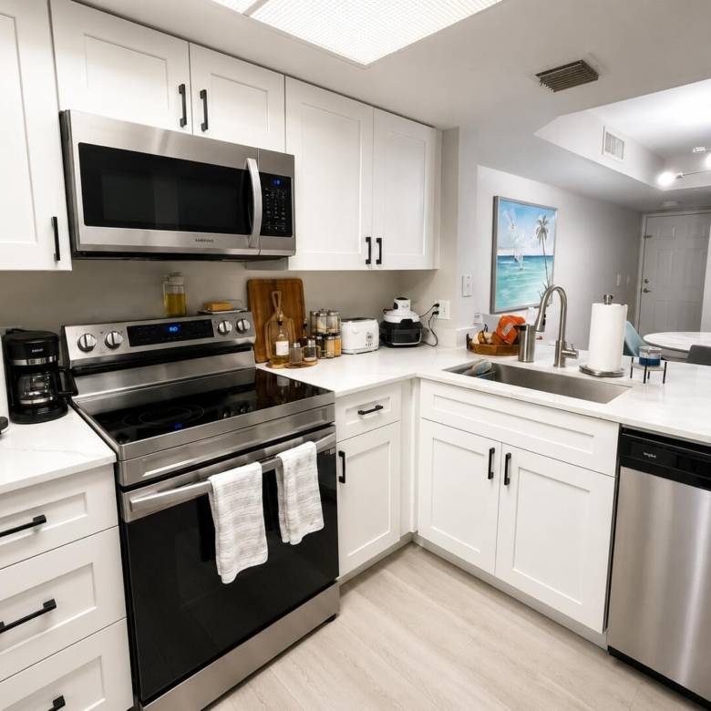 Fully Remodeled Lakeview Condo in Coconut Creek