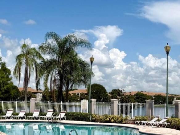 Fully Remodeled Lakeview Condo in Coconut Creek