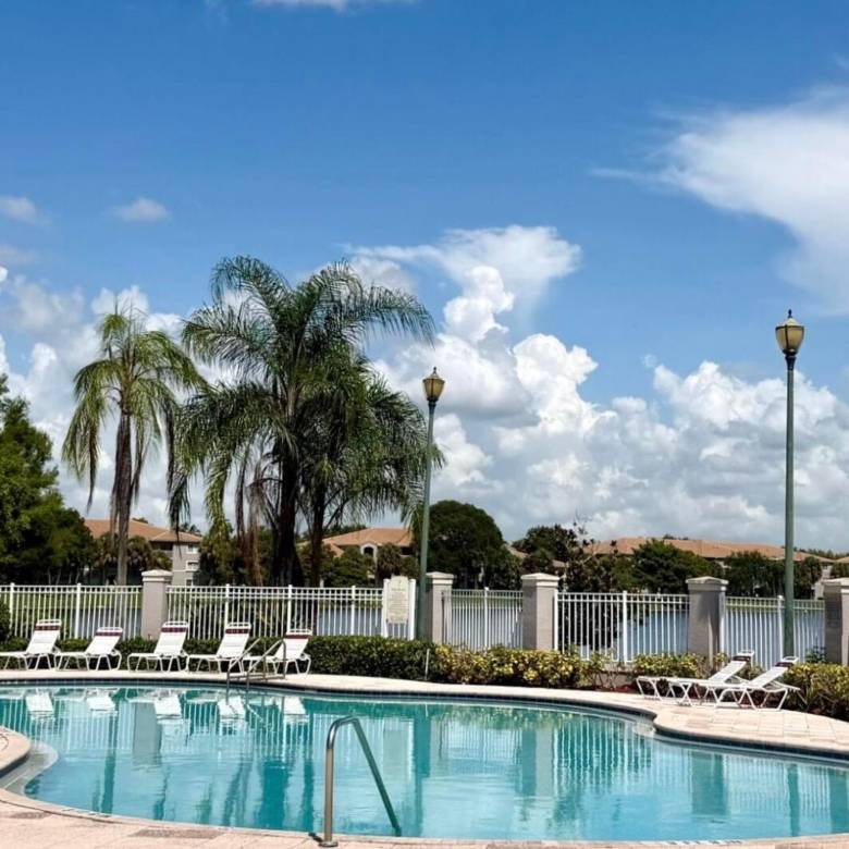 Fully Remodeled Lakeview Condo in Coconut Creek