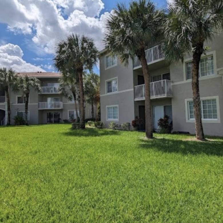 Fully Remodeled Lakeview Condo in Coconut Creek