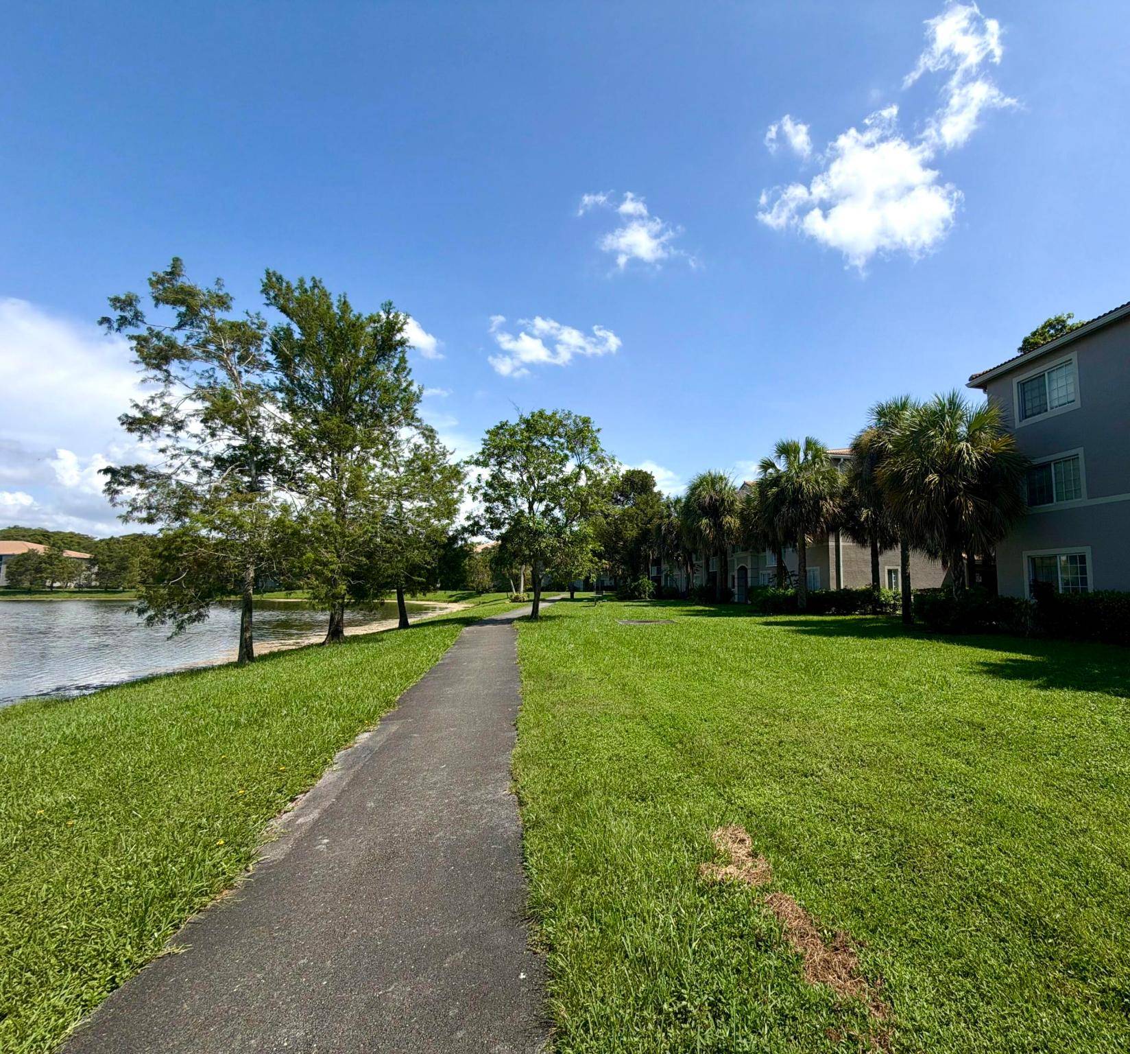 20260814200540621786000000 Fully Remodeled Lakeview Condo in Coconut Creek