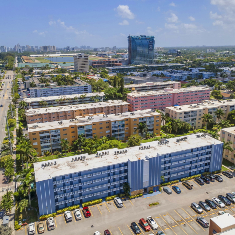 Bright & Spacious Furnished Corner Condo in Hallandale Beach