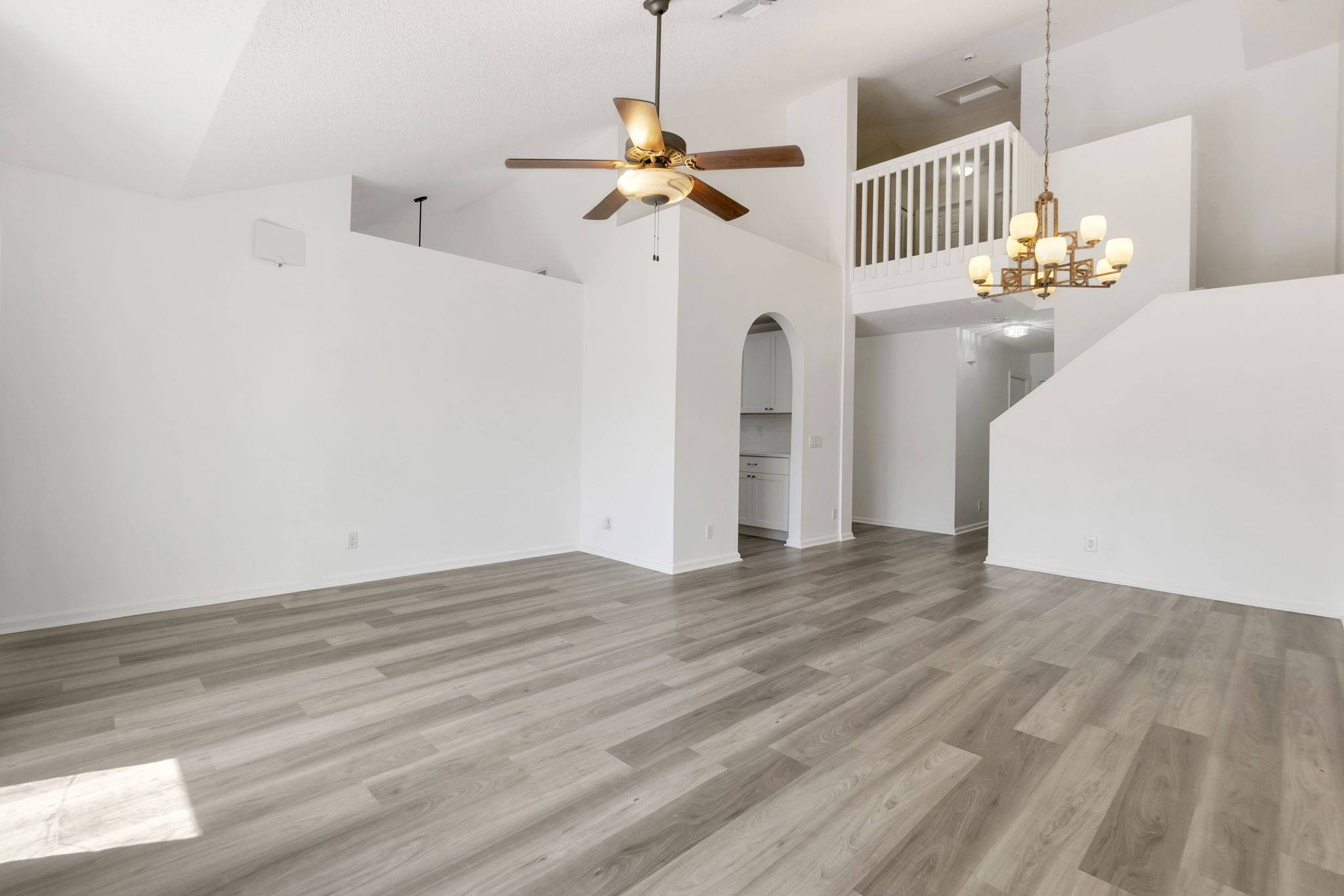 28-web-or-mls-DSC07411dsc07411 Spacious 3-Bedroom + Loft Townhouse with Water Views in Parkland