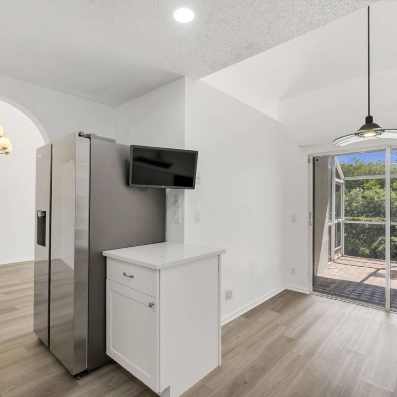 Spacious 3-Bedroom + Loft Townhouse with Water Views in Parkland