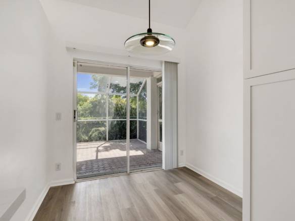 Spacious 3-Bedroom + Loft Townhouse with Water Views in Parkland